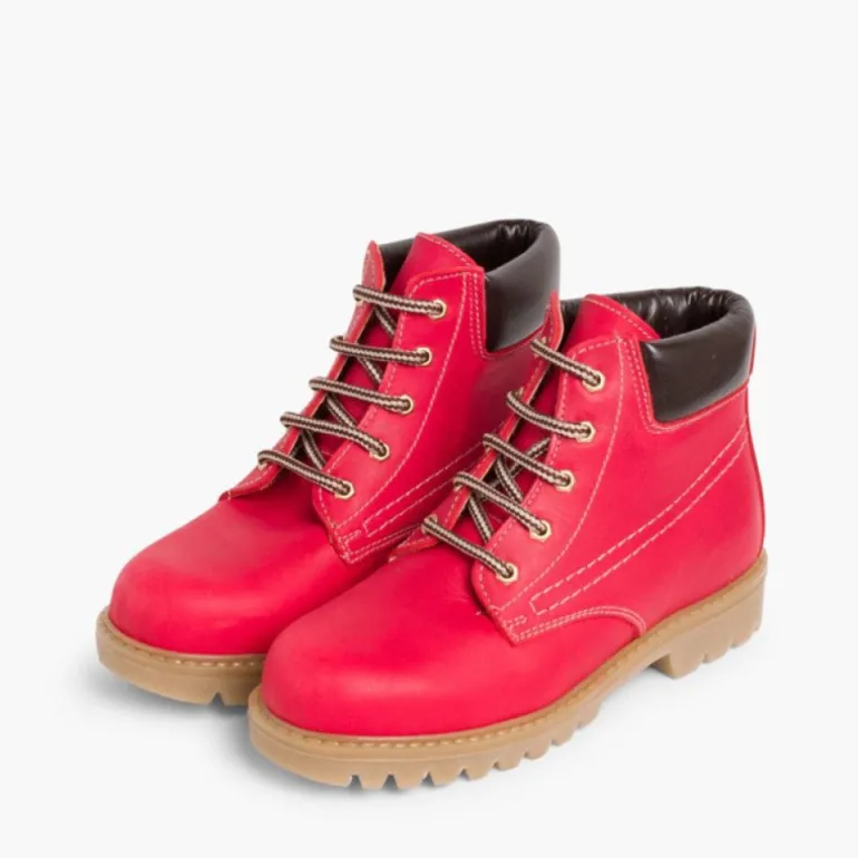 Menino Pisamonas Botas De Montanha Criancas E Adultos