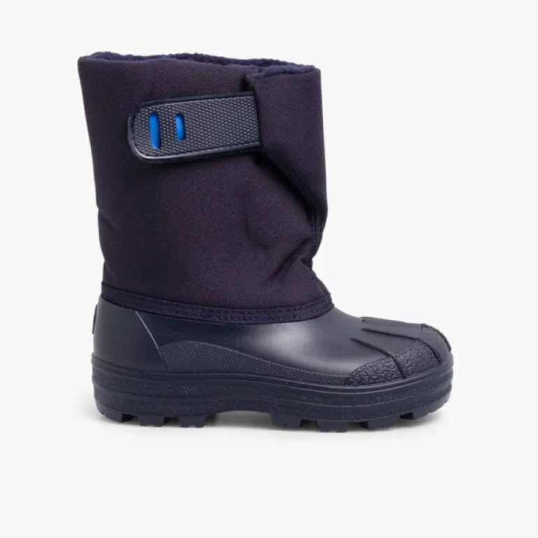 Menina Pisamonas Botas De Neve