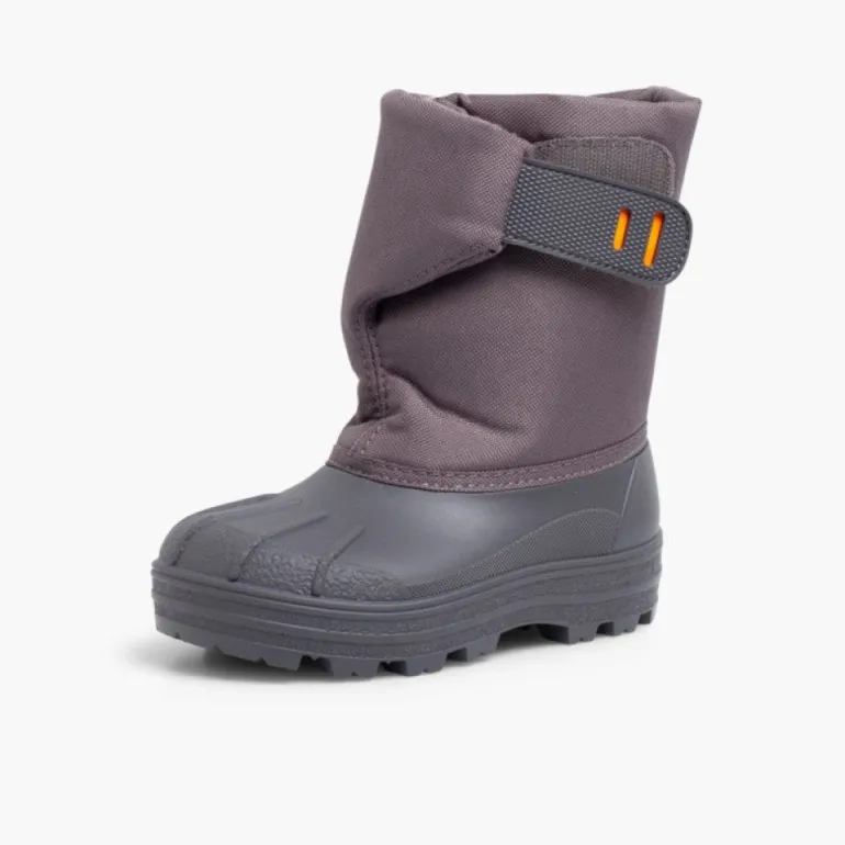 Menina Pisamonas Botas De Neve