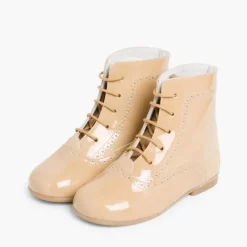 Menina Pisamonas Botas Verniz Atacadores