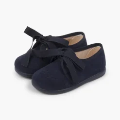 Menina Pisamonas Sapatos Crianca Tipo Blucher Com Laco E Picotados