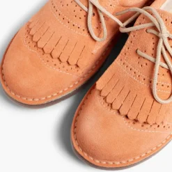 Menina Pisamonas Sapatos De Carneira Com Franjas
