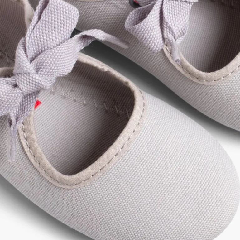 Menina Pisamonas Sapatos De Tela Nortenas Com Laco
