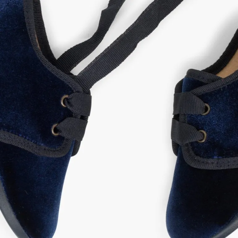 Menina Pisamonas Sapatos De Veludo Atacadores Gorgorao