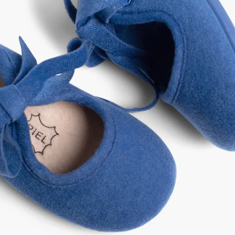 Menina Pisamonas Sapatos Tipo Camurca Nortenas Com Laco