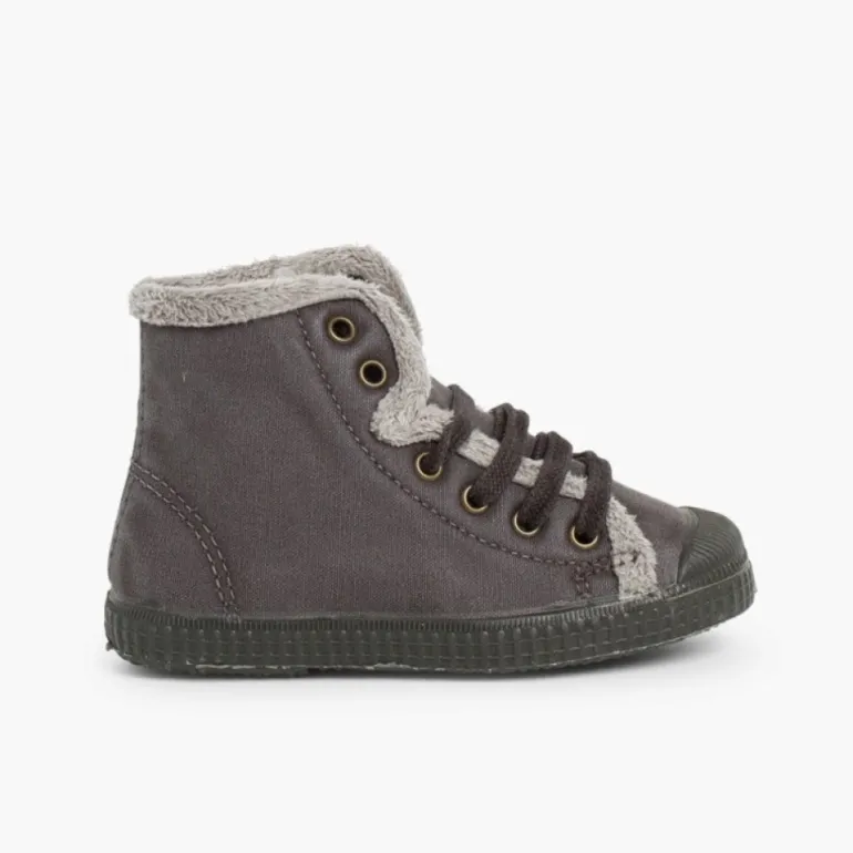 Menino Pisamonas Ténis Bota Yeti