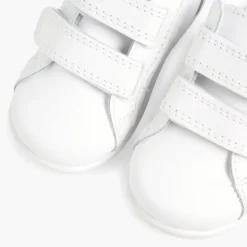 Menino Pisamonas Ténis Desporto Bebes E Criancas